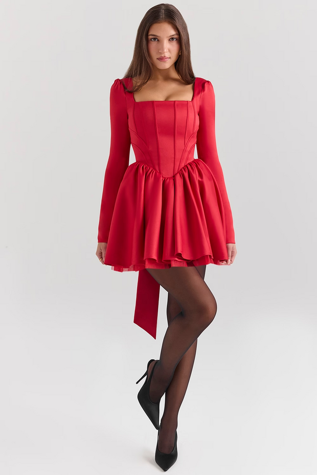 Sexy Long Sleeve U-Neck Cinched Pleated Skirt